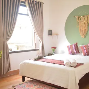 Corner Night Market Homestay Hội An